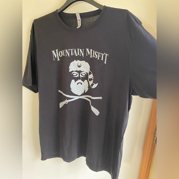 Mountain Misfit 2XL Men's lightweight T-shirt.New! Poly cotton blend. Black/gray - Picture 9 of 10